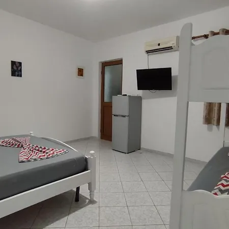 Guest house Beach Rooms Himare