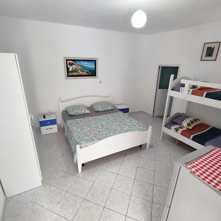 Beach Rooms Guest house